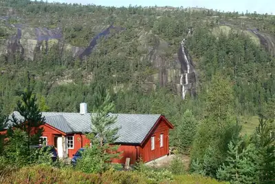 Image de Vue panoramique sur le lac, situation moderne et calme, sauna, WiFi, canoë