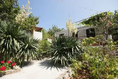 Image de Maison de vacances dans Vis avec terrasse, Climatisation, Lave-vaisselle (139-3)
