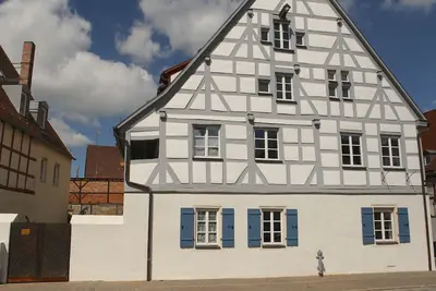 Image de Weissenburg Altstadt: vie charmante dans un monument