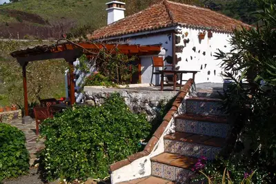 Image de Maison de campagne idyllique, avec beaucoup de fleurs et de tranquillité dans l'ouest ensoleillé de La Palma