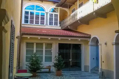 Image de 2 pièces mansardé au coeur de la vieille ville romantique de Cannobio