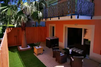 Image de Appartement 2 à 6 personnes 90 m2 avec terrasse\/balcons parking couvert privé