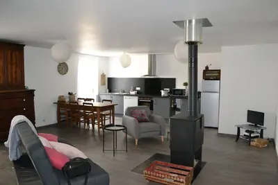 Image de Appartement neuf Ă 25 min de la station de ski de Gourette.