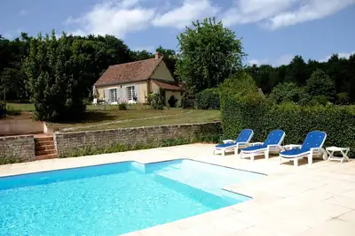 Image de Charmante maison****, confort, calme, vue imprenable, piscine chauffée