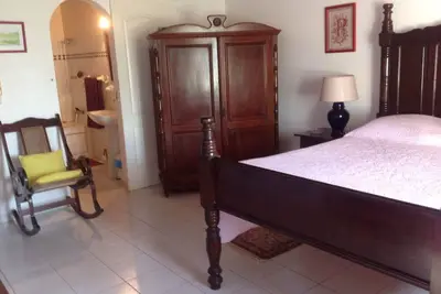 Image de Belle chambre avec salle de bain au François