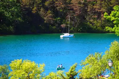 Image de Appartement Avec Terrasse Au Bord Du Lac D'Esparron De Verdon