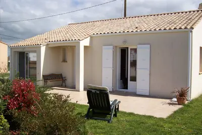 Image de Maison Tout Confort 6 Couchages Avec Jardin Clos Pres Plage