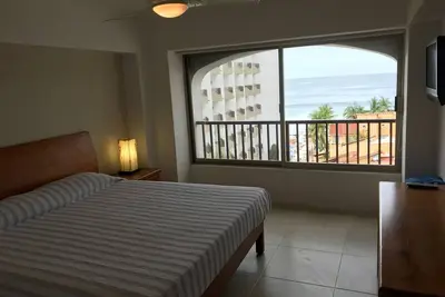 Image de Ocean Front, Condo-Hotel Tesoro 522 2Br et 2Bthr