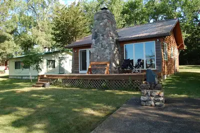 Image de Deux cabines au bord du lac, un prix
