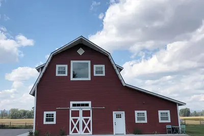 Image de Détendez-vous à la ferme! Studio nouvellement construit dans la grange à Selah Farm
