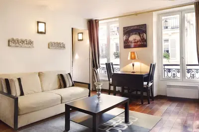 Image de Prestigieux Elégance Appartement Marais, Climatisation,