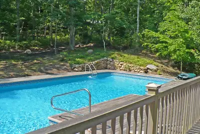 Image de Hamptons spacieuse maison moderne avec piscine chauffée de 46 pieds, Amagansett