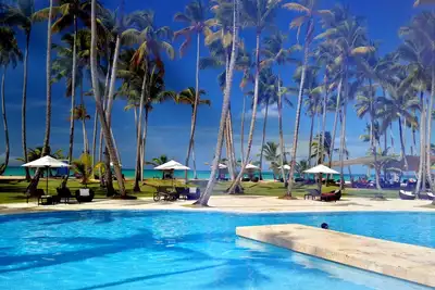 Image de Appartement de luxe en bord de mer: Les étapes de la plus belle plage de l'île