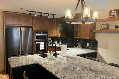Image de Promotions du nouveau propriétaire - Condo Point Passage, 2 chambres, 2 bains, (6-7 personnes)