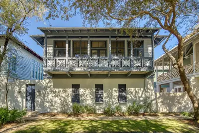 Image de Costa Verde, 30a Cottages, réductions estivales disponibles, grande cour privée avec piscine, 4 vélos!