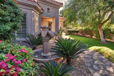 Image de Avril '20 disp. -La Quinta 3 lits. avec piscine privée, spa, barbecue et foyer au feu!