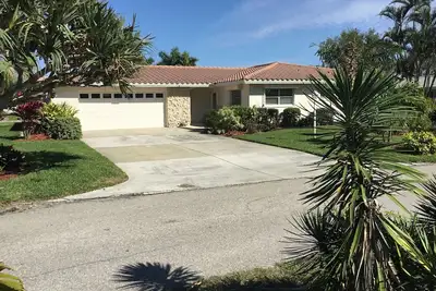 3bed / 3bath, Front de mer Piscine chauffée Accueil Golfe, Golf and Beach