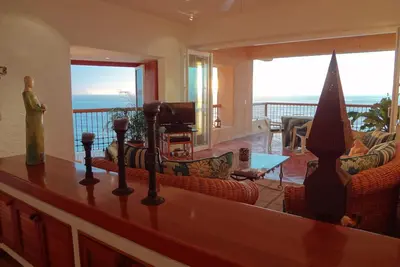 Image de Condo bord de l'océan sur la plage avec vue panoramique
