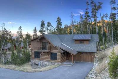 Image de Powder Ridge Cabin Oglala 2b