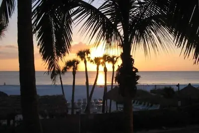 Image de Clean Siesta Key Beach Condo!