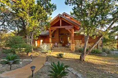 Image de Magnifique chalet avec Colline impressionnant Country View - Resort 4 piscines, sentiers. . .