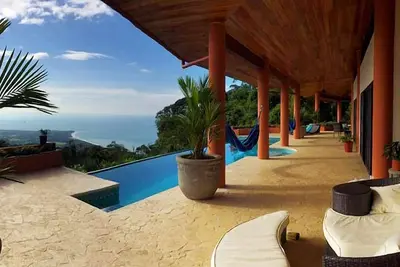 Image de Eco-Home Un avec la nature - Confidentialité totale