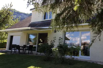 Image de Grande maison au pied du Vercors