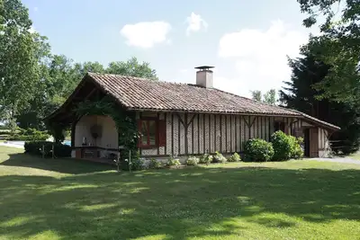 Image de Maison landaise sur magnifique parc située en dehors de tout endroit bruyant.