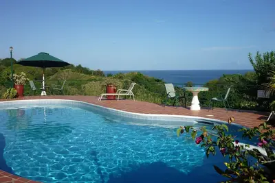 Villa and Cabanas, Propriété entière