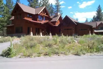 Image de Maison de luxe situé dans la vieille Greenwood.