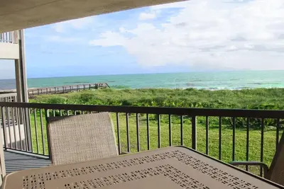 Image de Un charmant condo en bord de mer - 1/2 mile au nord de St. Augustin