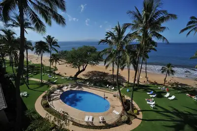 Image de Pure Beachfront, Restez sur la plage, pourquoi traverser la route?