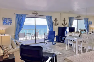 Image de CRÉEZ Des Souvenirs Sur La Plage! Vues exceptionnelles sur le golfe! Beach Chair Service Inc.