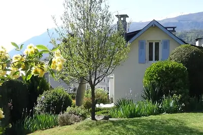 Image de Ravissante maison avec beau jardin, proche centre ville. Pas de Linky + filtre.
