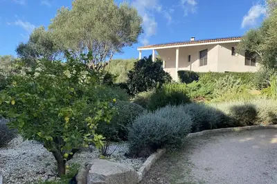 Image de Villa de standing moderne et familiale avec piscine Ă 10 minutes des plages