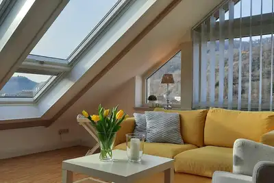 Image de Au-dessus des toits d'Annweiler! Studio mansardé inondé de lumière pour 2 personnes