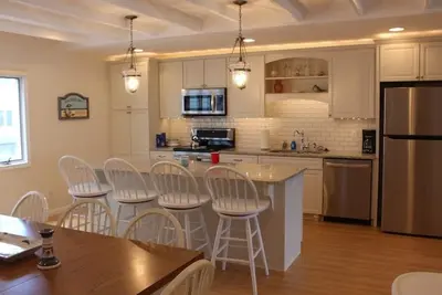 Image de Magnifiquement rénové Oceanfront Townhome sur Bethany promenade!
