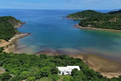 Image de Nouvelle construction moderne de luxe avec vue incroyable