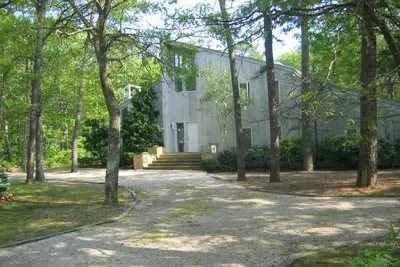 Image de Maison contemporaine, spacieuse et familiale