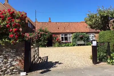 Image de Rose Cottage Ă 500 m de la mer.