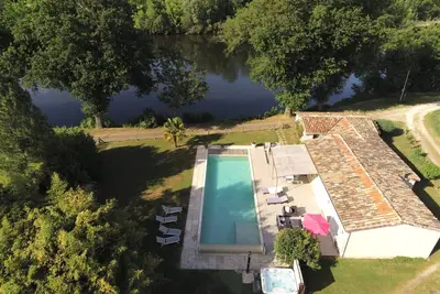 Image de Maison d’exception en bord de Dordogne – Piscine chauffée & Jacuzzi