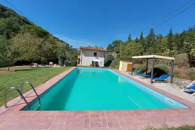 Image de Belle Maison 4 Chambres Avec Jardin PRIVÉ Et Piscine Proche Lucca