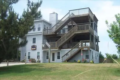 Image de Schooner Ridge Ocean Side\/View 8 Br 8 1\/2 Ba, Duck, ~Nc~
