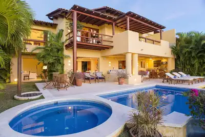 Villa de 5 chambres dans la résidence sécurisée de la communauté de Punta Mita