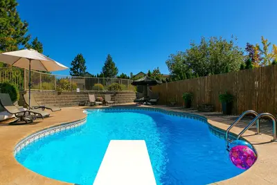 Image de Retraite de la piscine de notre mini station, minutes de la plage