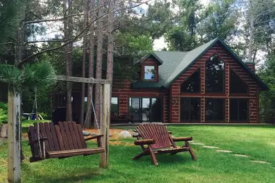 Image de Maison construite sur le lac Round