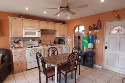 Image de Condo rénové 2br / 2ba Plaza Calafia. Location 6 jours / 7ème jour F