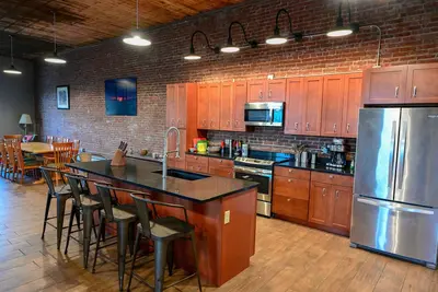 Image de Expérience authentique Downeast Maine dans un loft de 3 chambres avec vue sur le port
