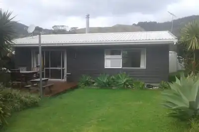 Image de Kiwi Bach calme et ensoleillé