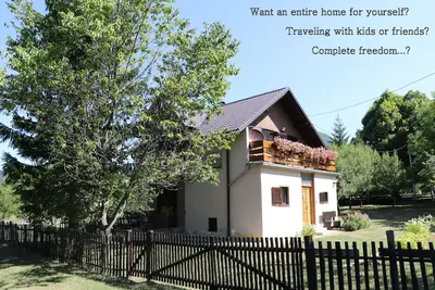 Image de HolidayHome Iris près des lacs de Plitvice, parfait pour les familles et les amoureux de la nature!